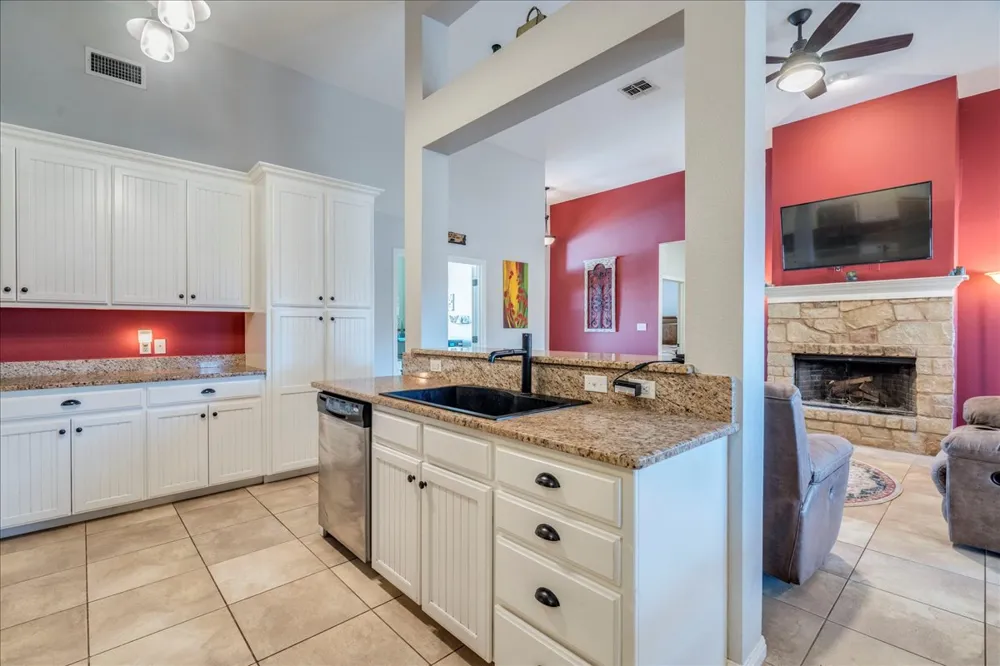 11 Rhapsody Lane Wimberley, TX 78676