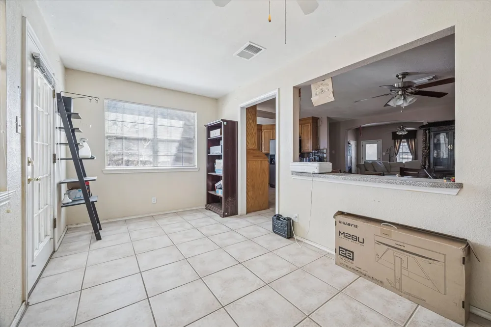 1836 Ridgeview Drive Kingsland, TX 78639