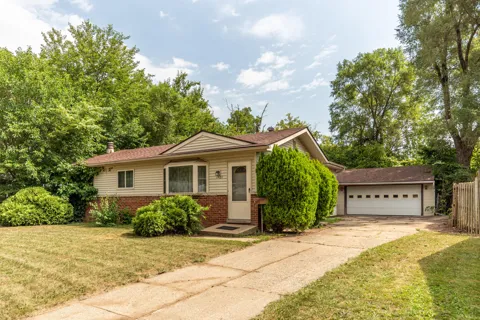 1401 Glengrove Avenue
