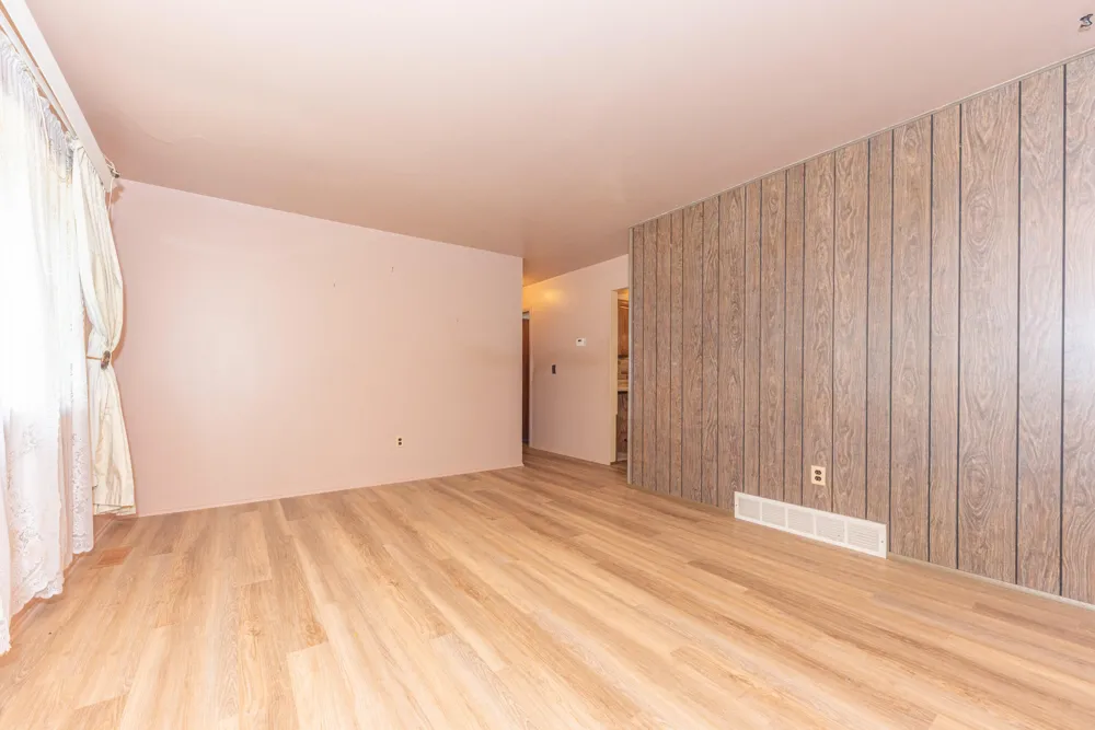 1401 Glengrove Avenue Ypsilanti, MI 48198