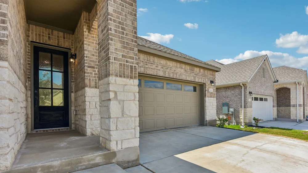 416 Eagle Canyon Drive Leander, TX 78641