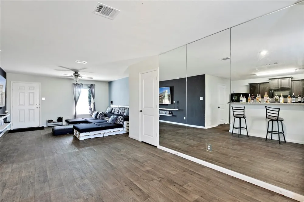 712 Cleary Lane Jarrell, TX 76537