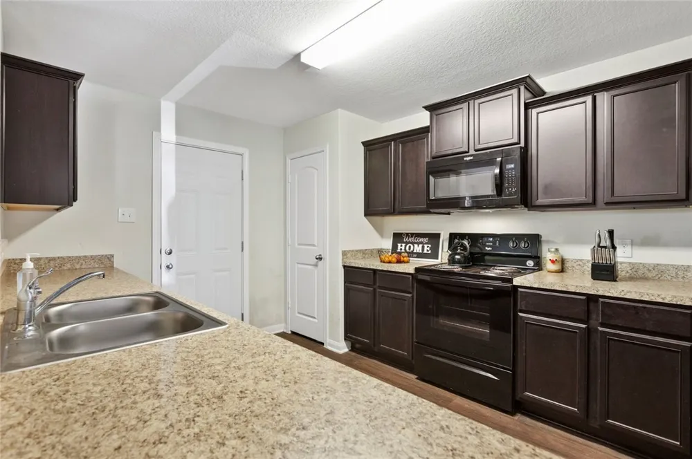 712 Cleary Lane Jarrell, TX 76537