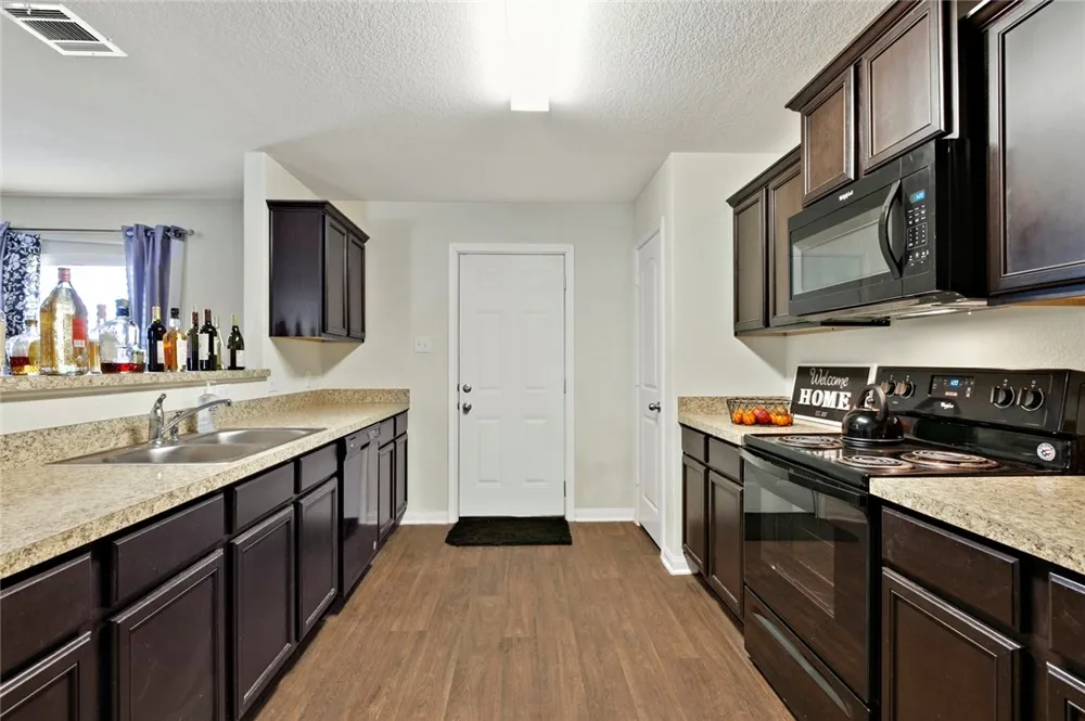 712 Cleary Lane Jarrell, TX 76537