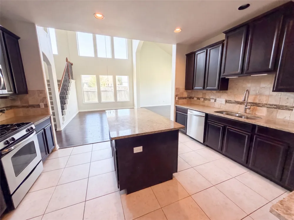 234 Wells Bend Hutto, TX 78634