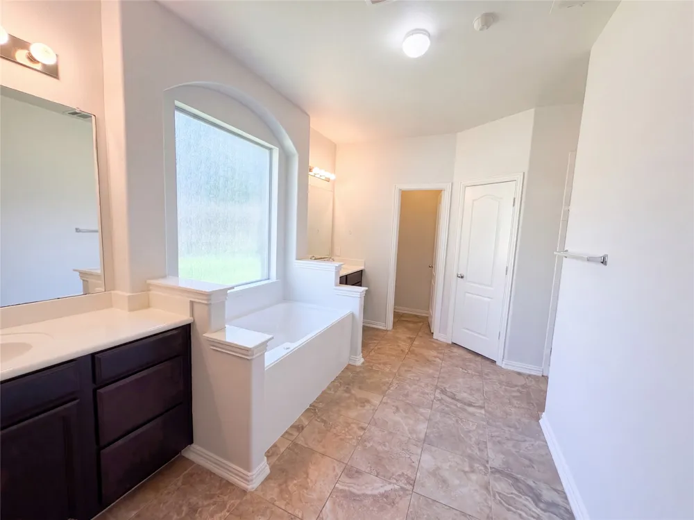 234 Wells Bend Hutto, TX 78634