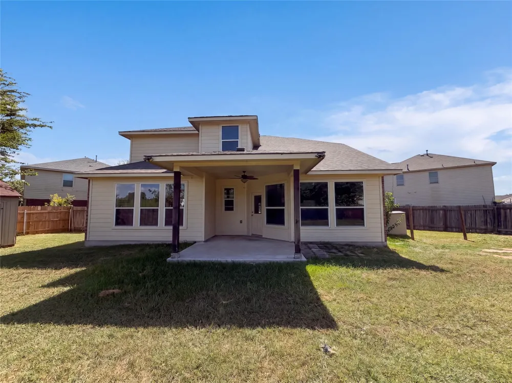234 Wells Bend Hutto, TX 78634