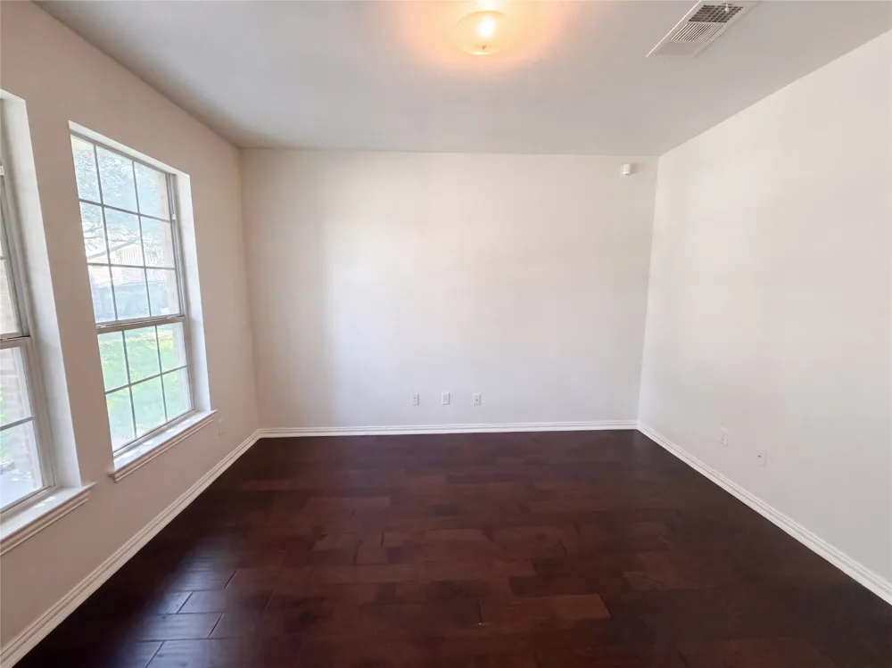 234 Wells Bend Hutto, TX 78634