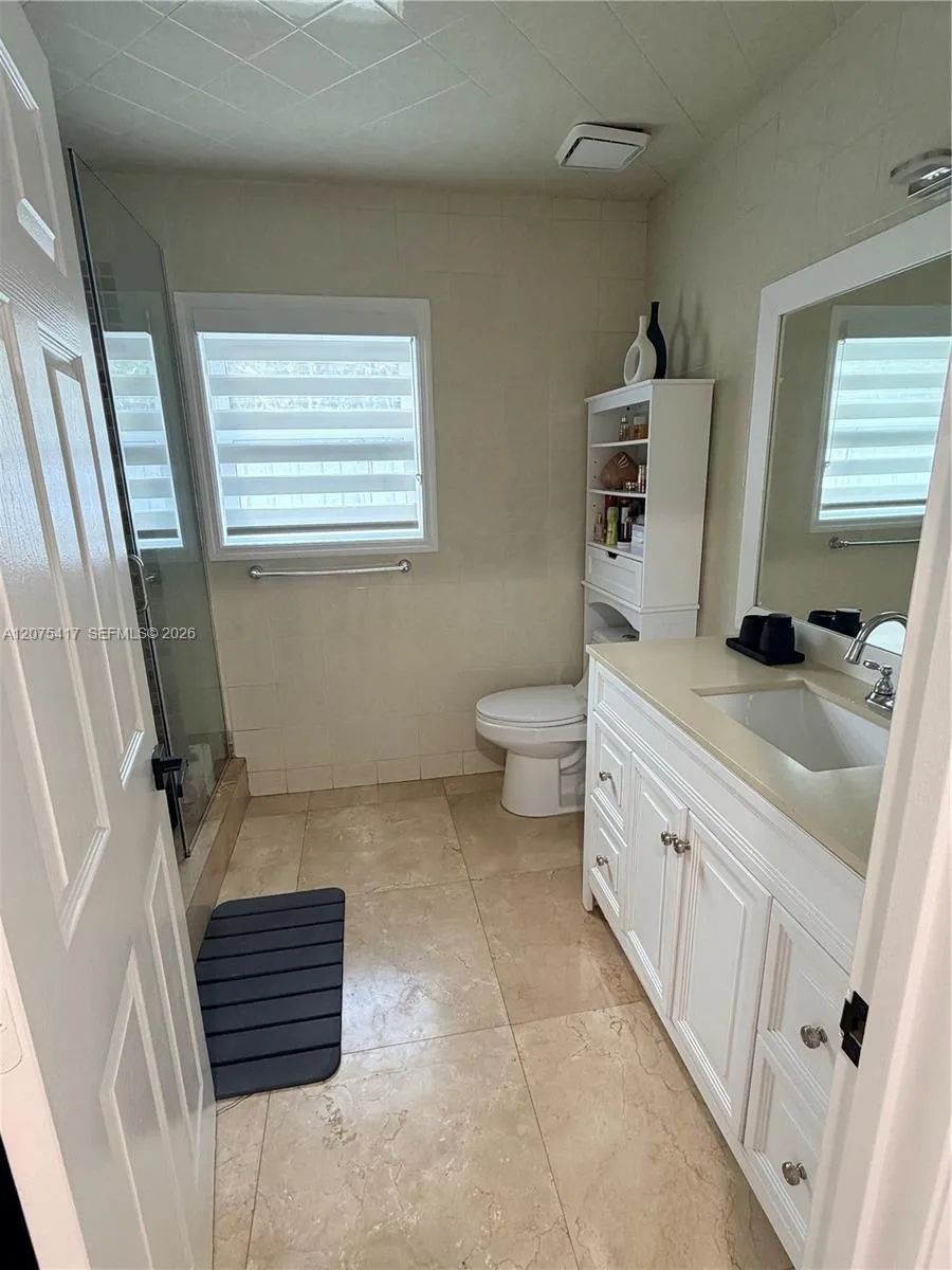 15042 SW 149th St Miami, FL 33196