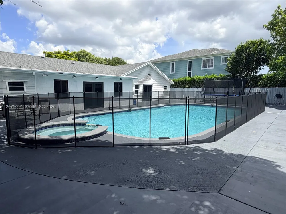 15042 SW 149th St Miami, FL 33196