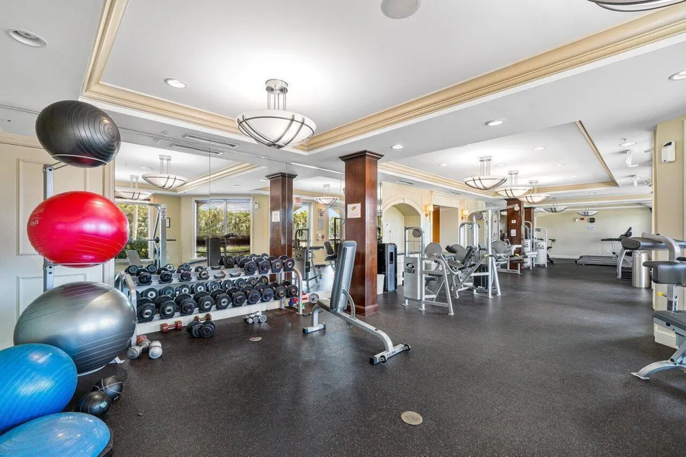 806 E WINDWARD WAY #604 Lantana, FL 33462