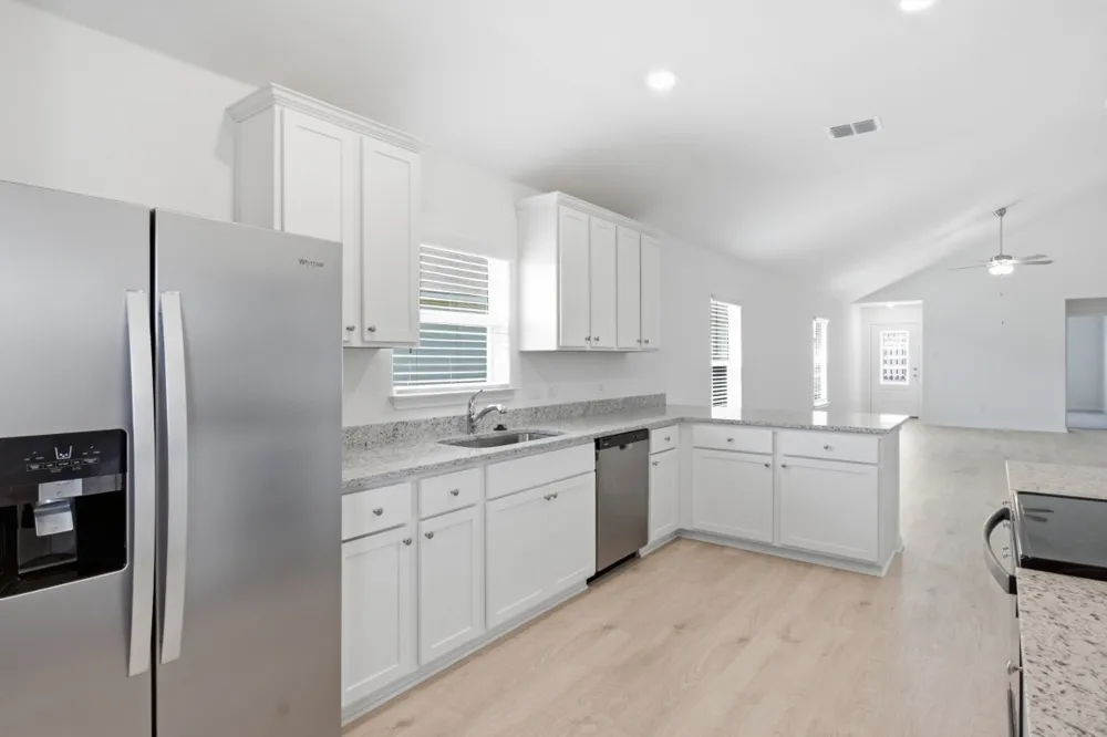 237 W Luna Blue Lane Jarrell, TX 76537