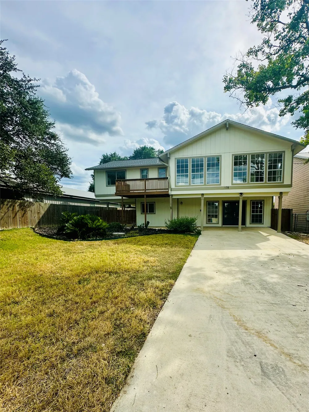 178 Mary Ann Drive Canyon Lake, TX 78133