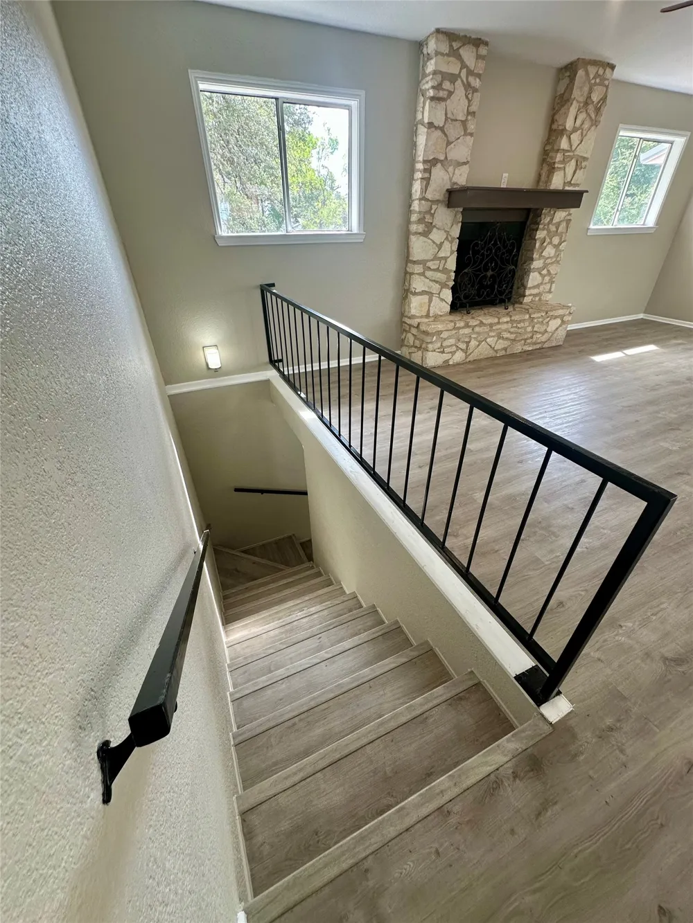 178 Mary Ann Drive Canyon Lake, TX 78133