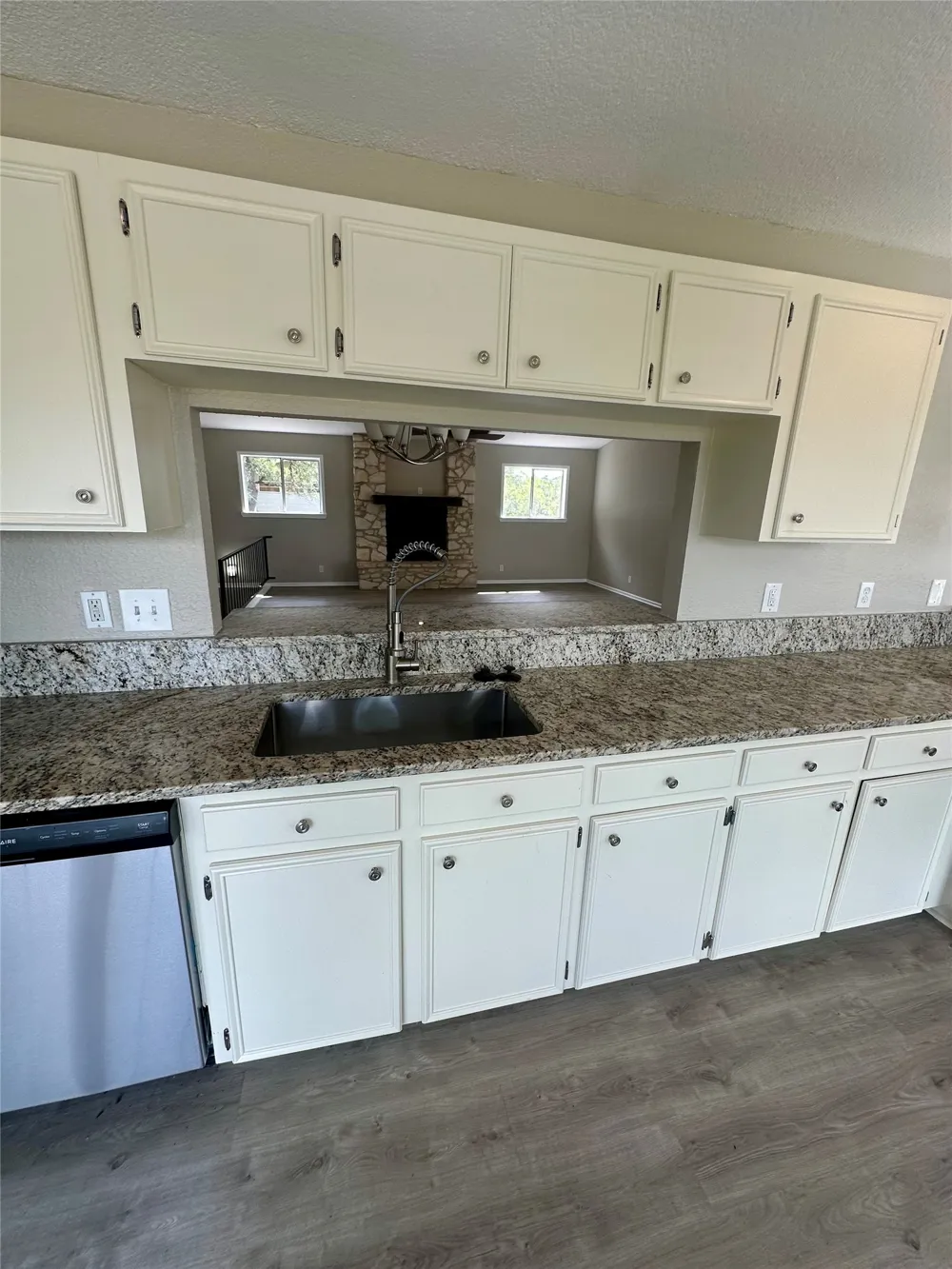 178 Mary Ann Drive Canyon Lake, TX 78133
