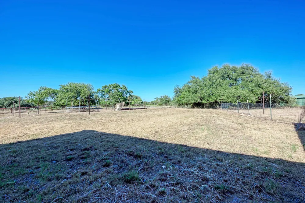 2812 County Road 205 Lampasas, TX 76550