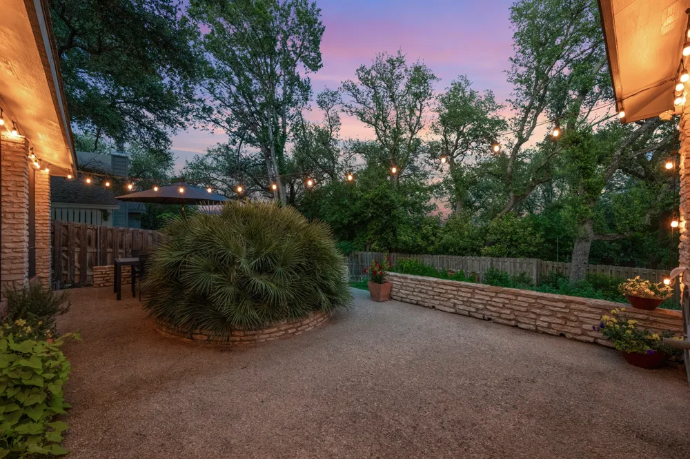 205 Copperleaf Road Lakeway, TX 78734