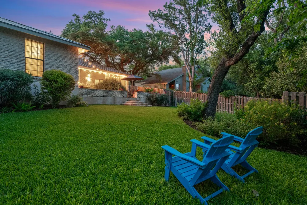 205 Copperleaf Road Lakeway, TX 78734