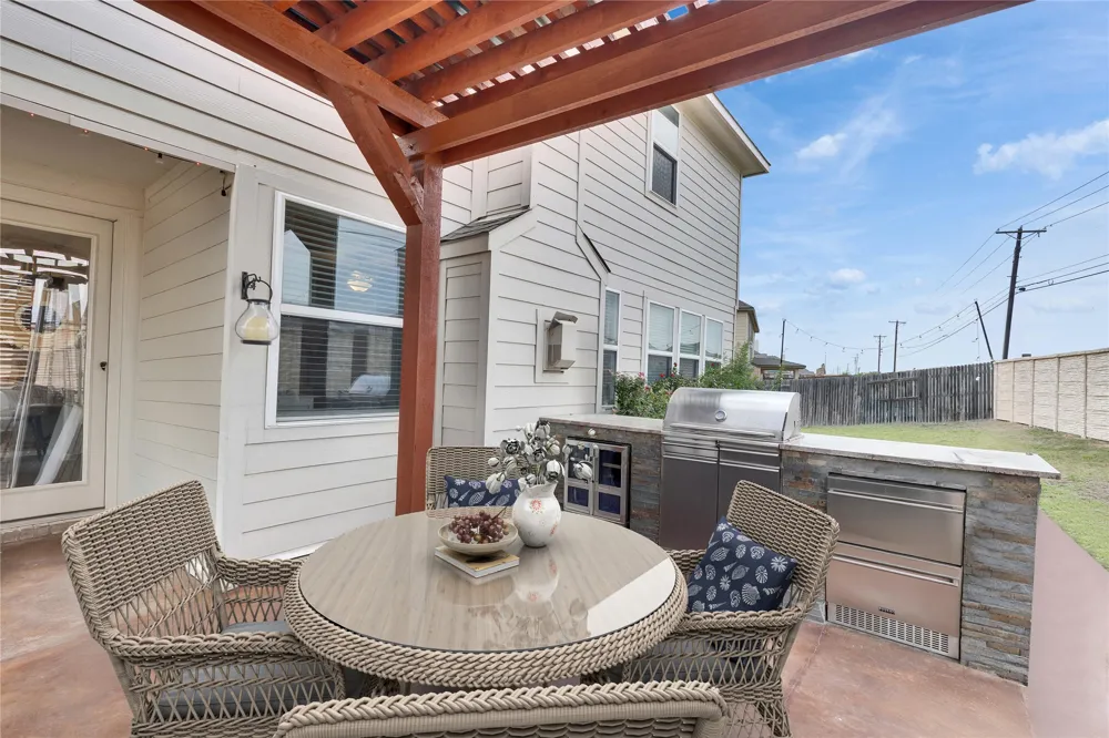 4129 Godwit Drive Pflugerville, TX 78660