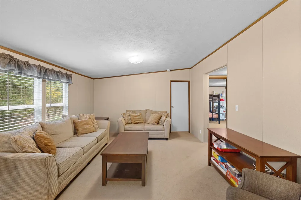 2131 County Road 278 Somerville, TX 77879