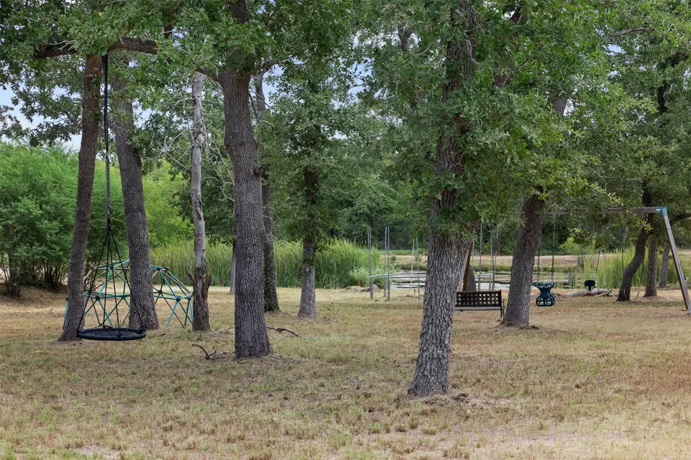 2131 County Road 278 Somerville, TX 77879