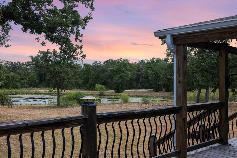 2131 County Road 278 Somerville, TX 77879