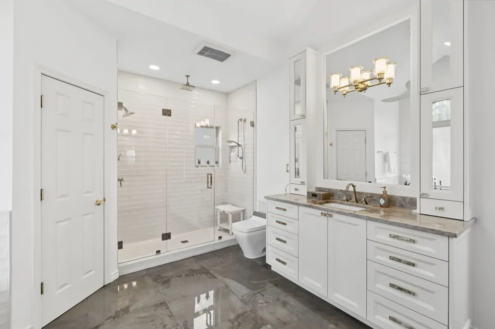 607 Bending Oak Drive Dripping Springs, TX 78620