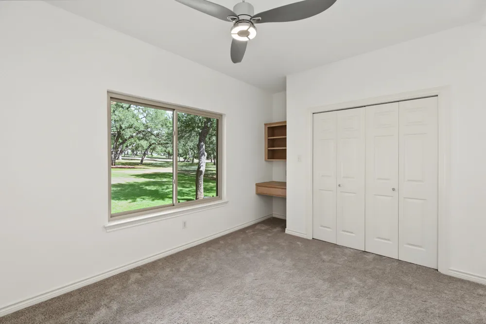 607 Bending Oak Drive Dripping Springs, TX 78620