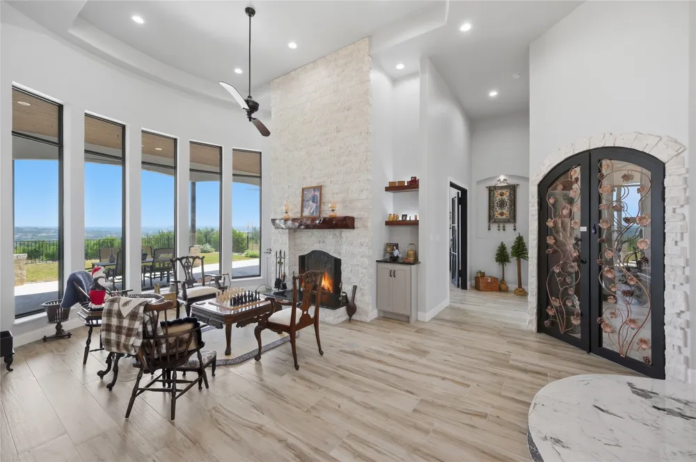 2160 Senora Ridge Canyon Lake, TX 78133