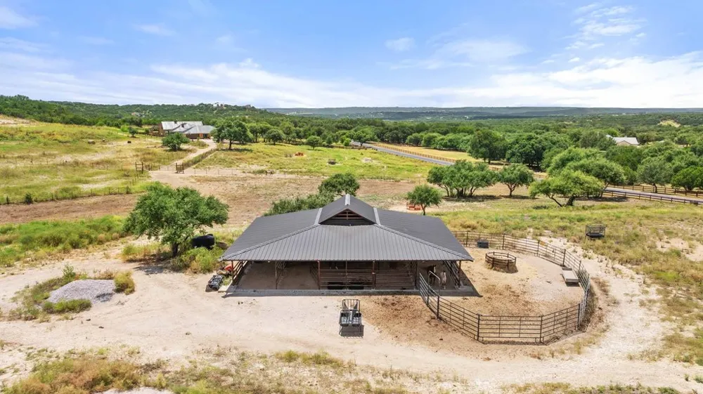 15801 Palomino Ranch Drive Leander, TX 78641