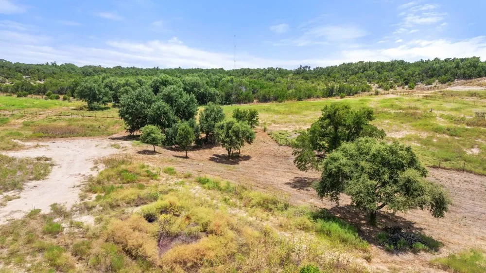 15801 Palomino Ranch Drive Leander, TX 78641
