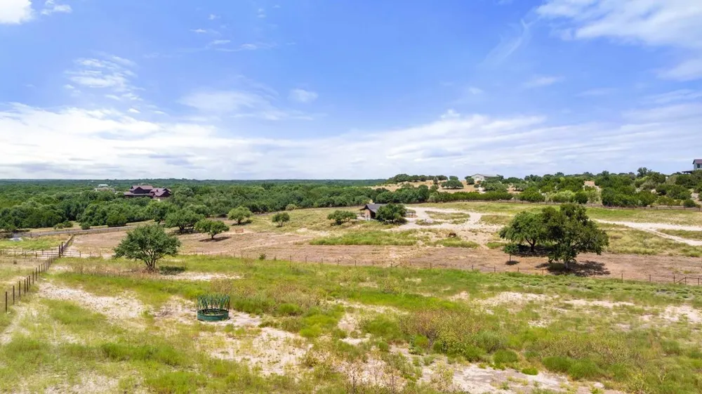 15801 Palomino Ranch Drive Leander, TX 78641