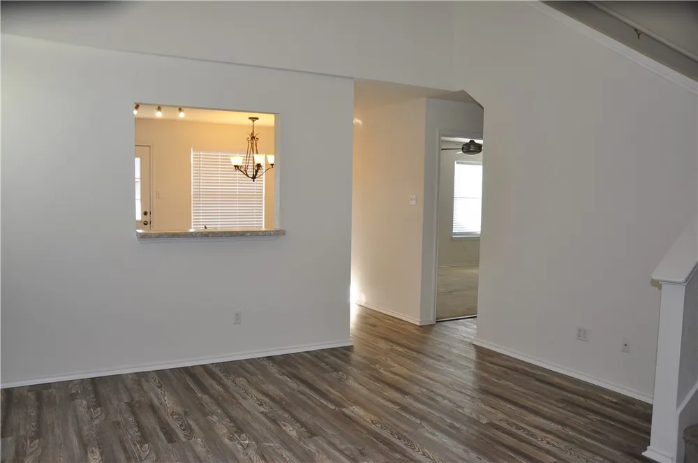 127 Anderson Street Hutto, TX 78634