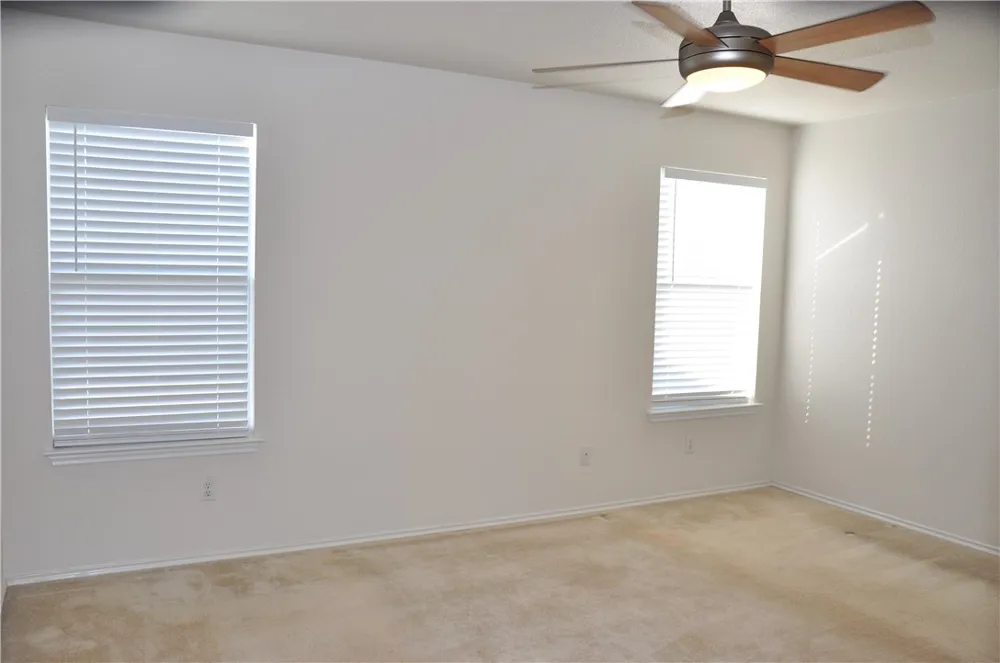 127 Anderson Street Hutto, TX 78634