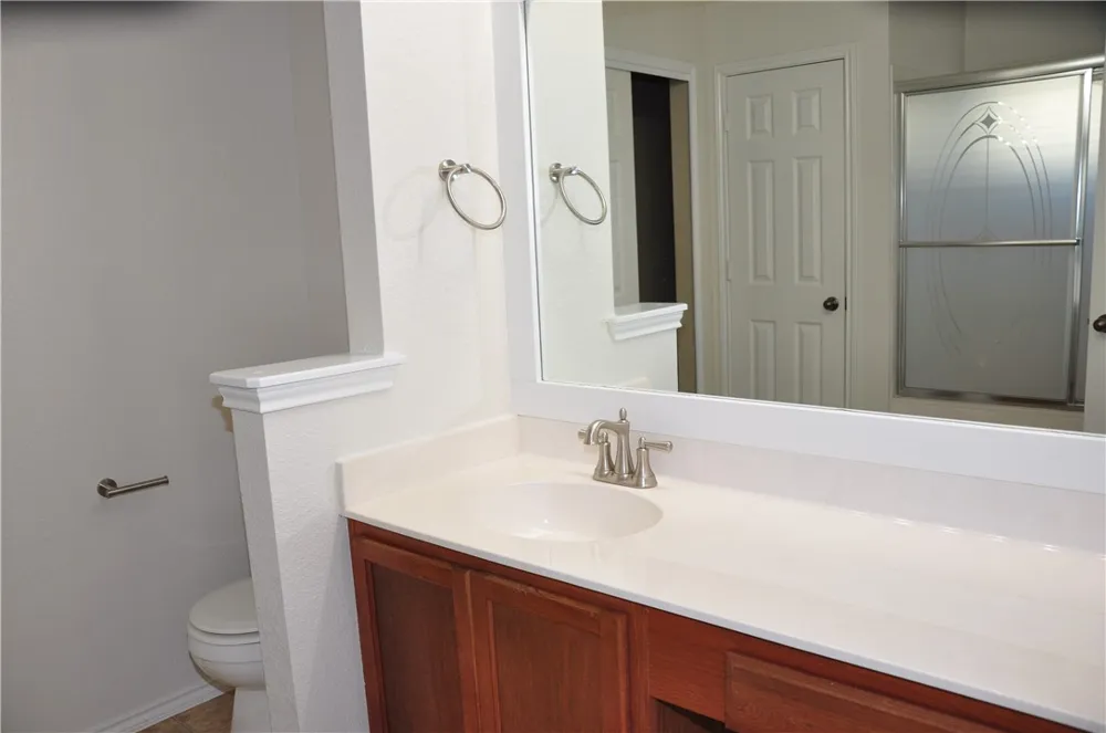 127 Anderson Street Hutto, TX 78634