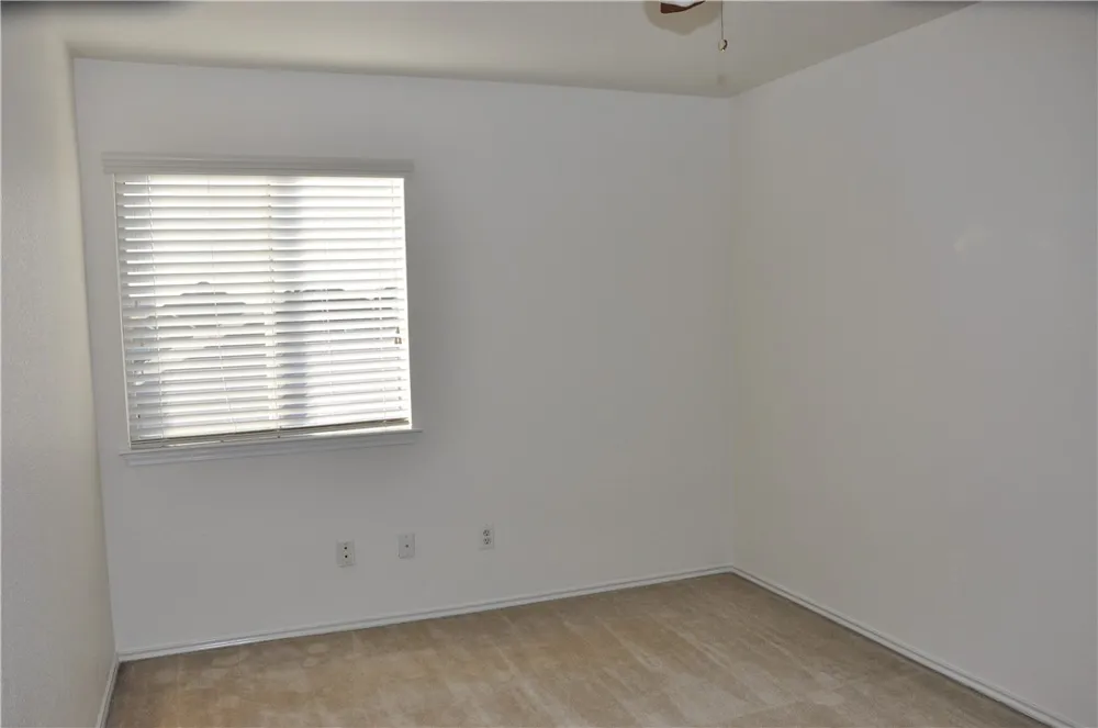 127 Anderson Street Hutto, TX 78634