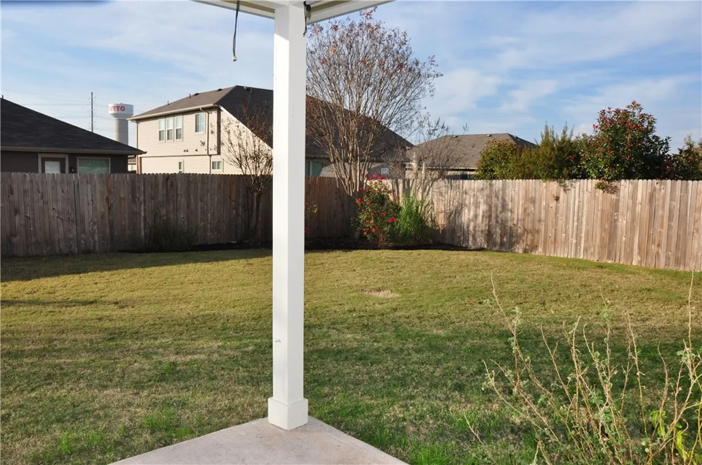 127 Anderson Street Hutto, TX 78634