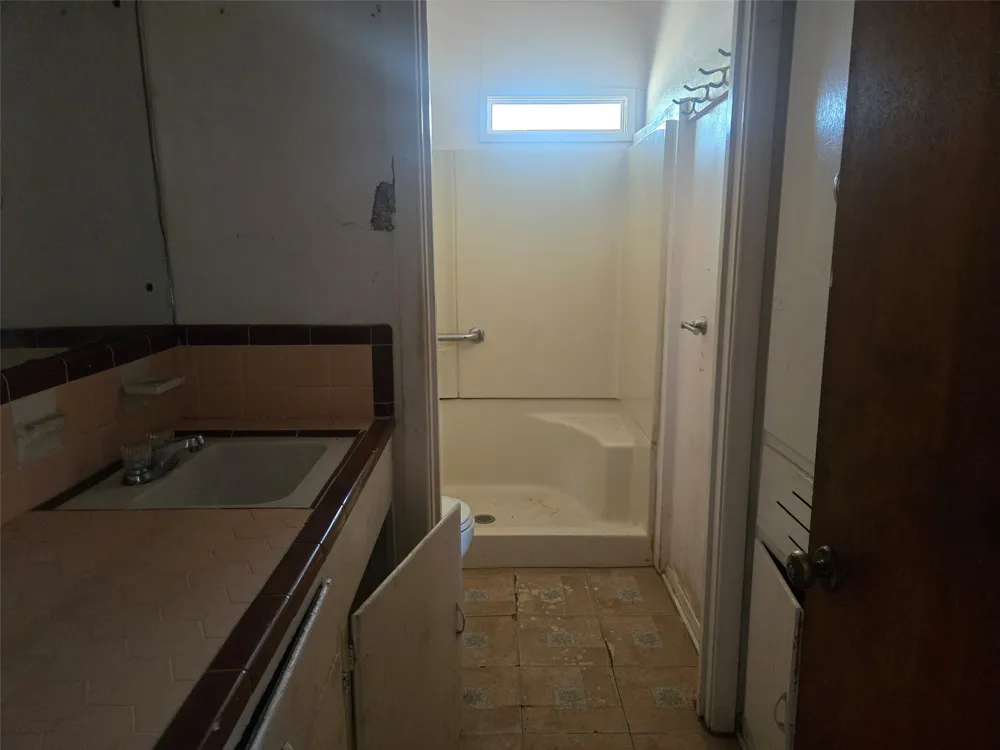 3001 Jack Cook Drive Austin, TX 78723