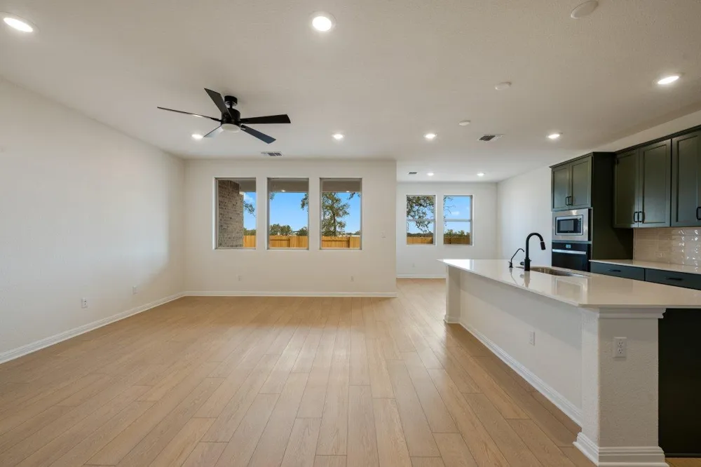 544 Redding Way Georgetown, TX 78633