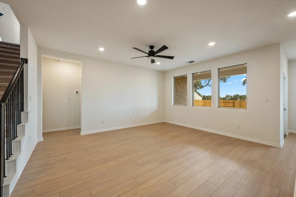 544 Redding Way Georgetown, TX 78633
