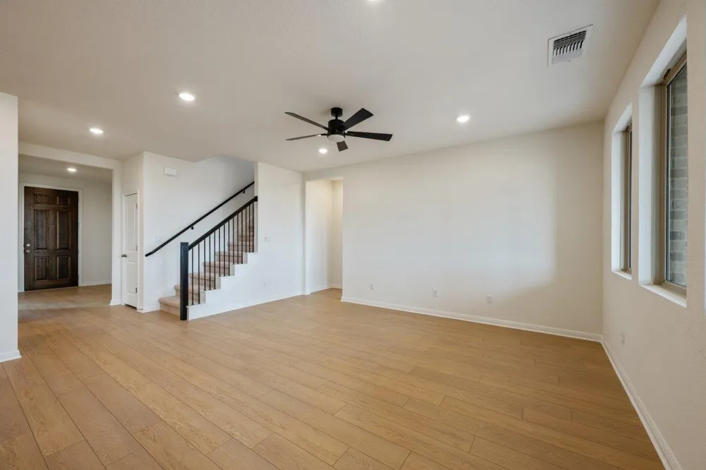 544 Redding Way Georgetown, TX 78633