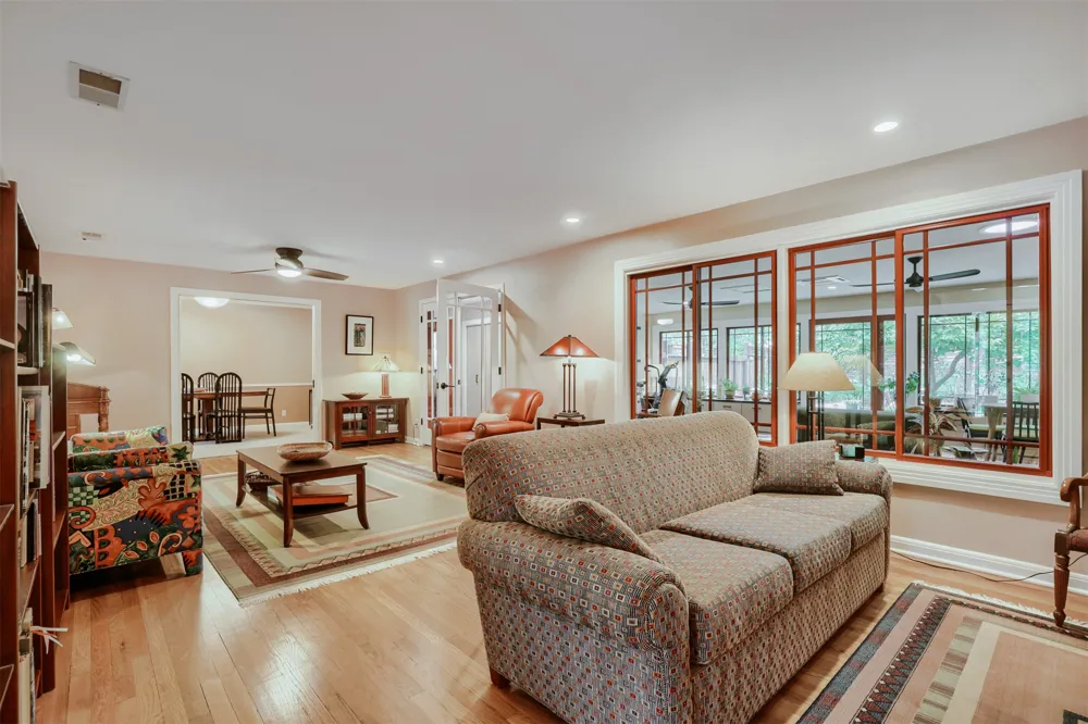 6011 Shoal Creek Boulevard Austin, TX 78757