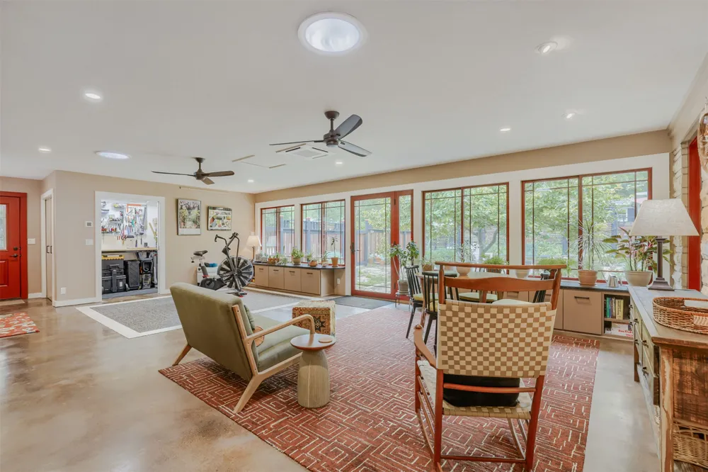 6011 Shoal Creek Boulevard Austin, TX 78757