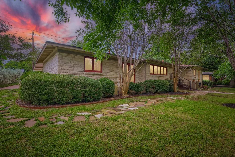 6011 Shoal Creek Boulevard Austin, TX 78757