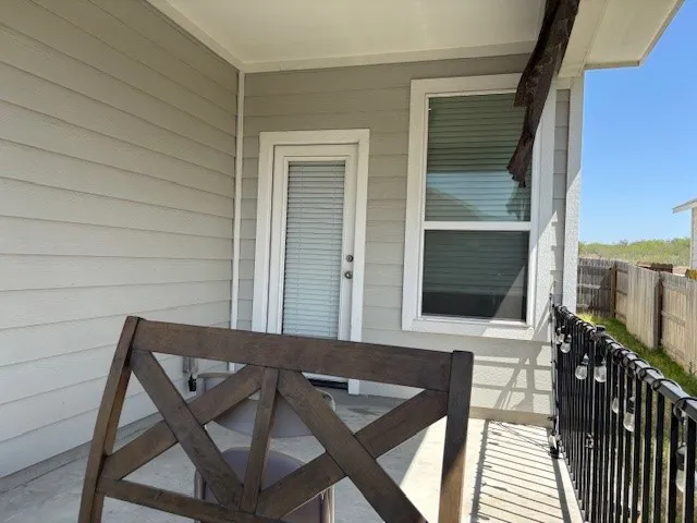 404 Black Opal Drive Jarrell, TX 76537