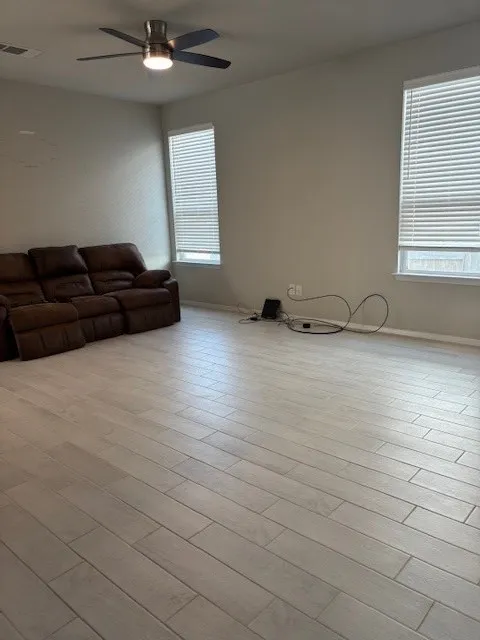 404 Black Opal Drive Jarrell, TX 76537