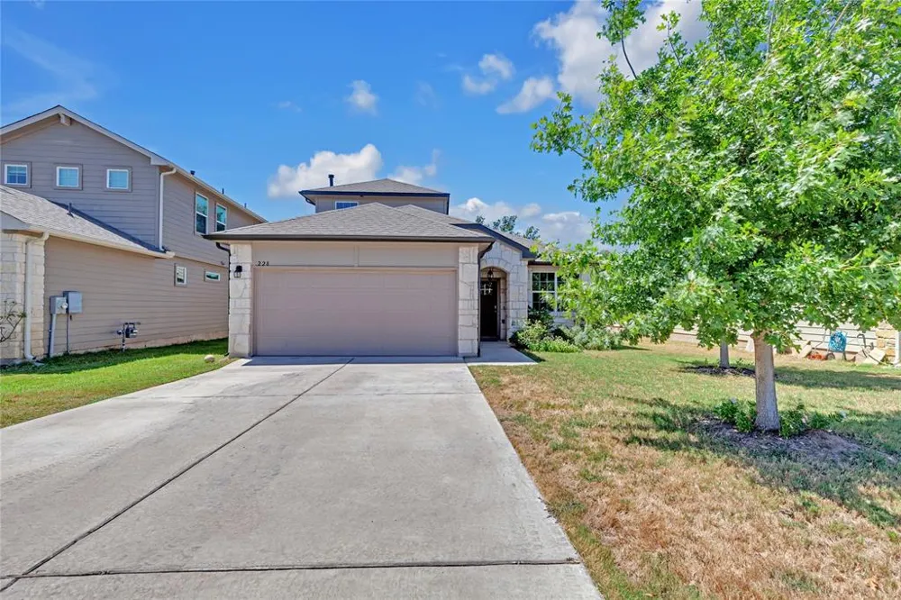 228 Baron Creek Trail Bastrop, TX 78602