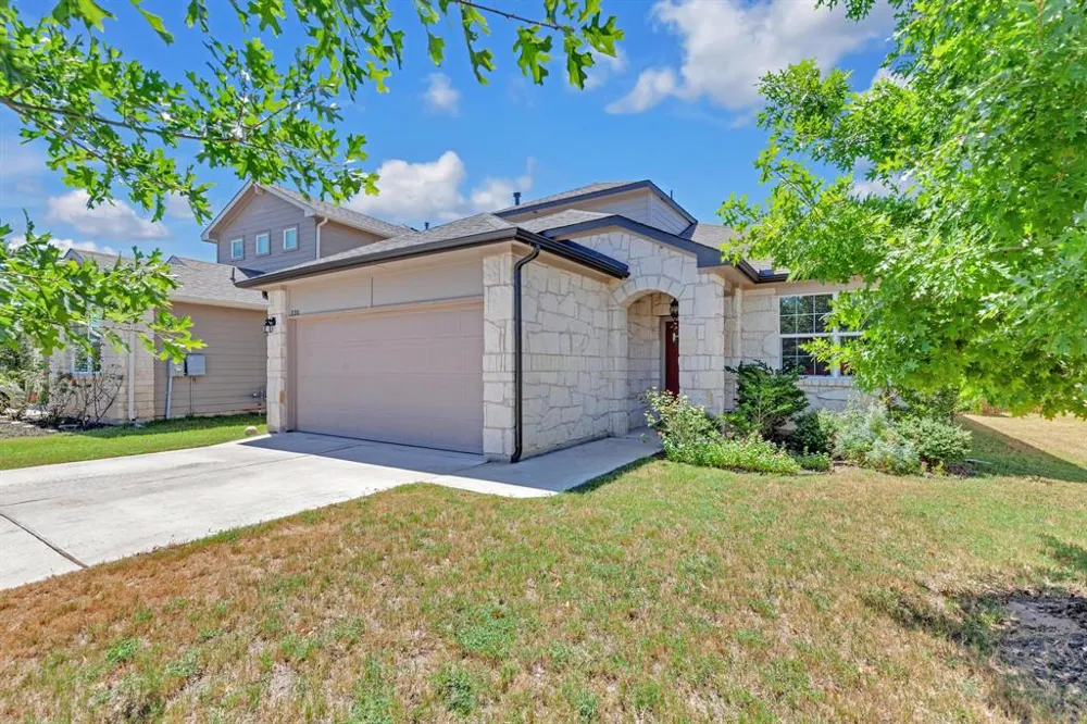 228 Baron Creek Trail Bastrop, TX 78602