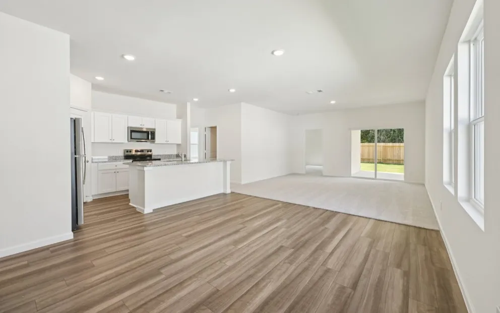 328 Sieders Street Taylor, TX 76574