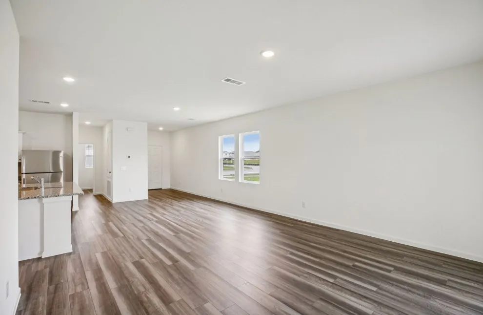 328 Sieders Street Taylor, TX 76574